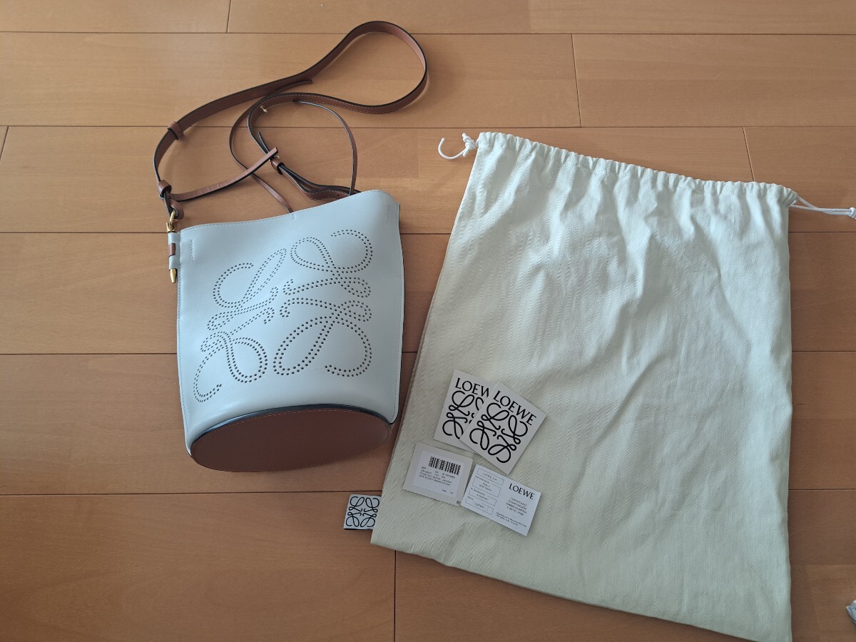 ロエベ　ゲートバケットアナグラム　ショルダーバッグ