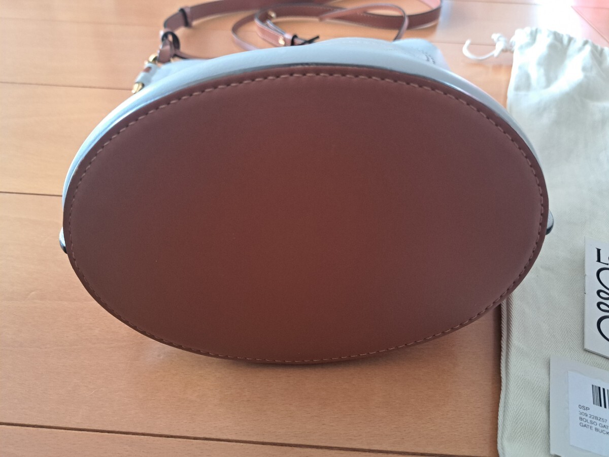 ロエベ　ゲートバケットアナグラム　ショルダーバッグ