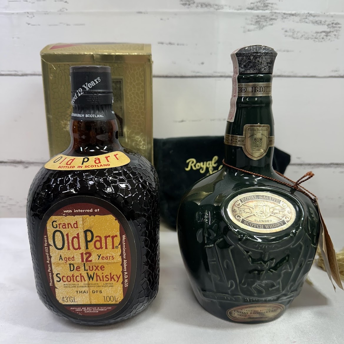 □未開栓□古酒□2本 ロイヤルサルート21年 緑陶器 約1342g □未開栓□古酒□2本 ロイヤルサルート21年 緑陶器 約1342g