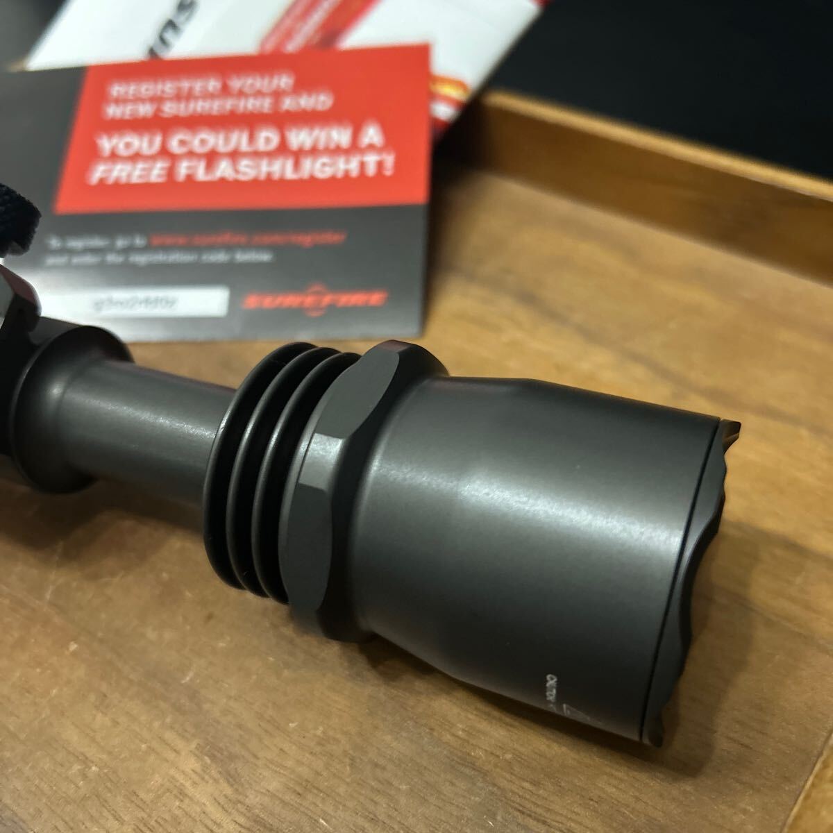【新品】アメリカ軍　放出品SUREFIRE M951 タクティカルライト 実物 新品】アメリカ軍放出品SUREFIRE M951 タクティカルライト 実物