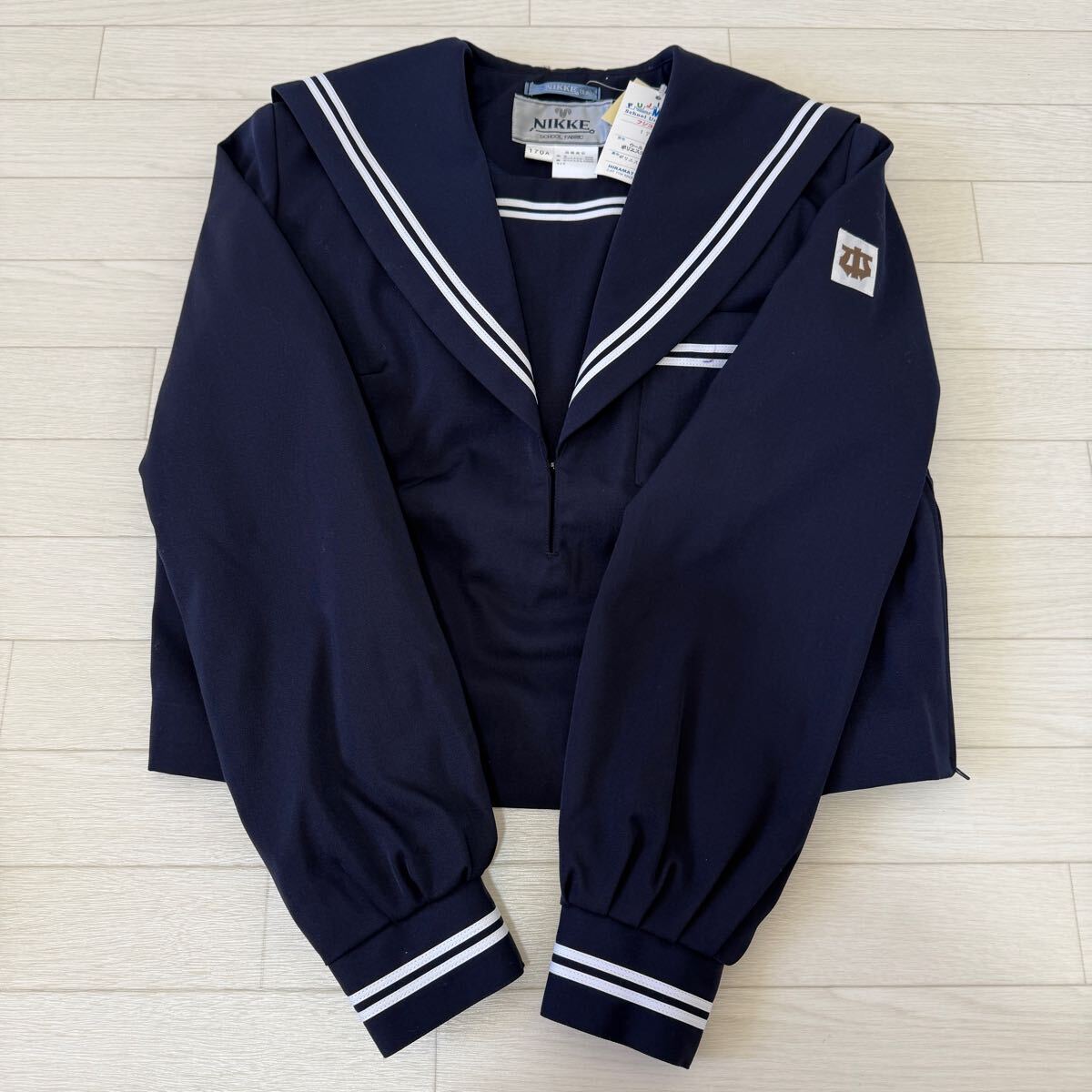 A54【新品・未使用品】大木中学校 NIKKE FUJIKO セーラー服 長袖 A54【新品・未使用品】大木中学校 NIKKE FUJIKO セーラー服 長袖
