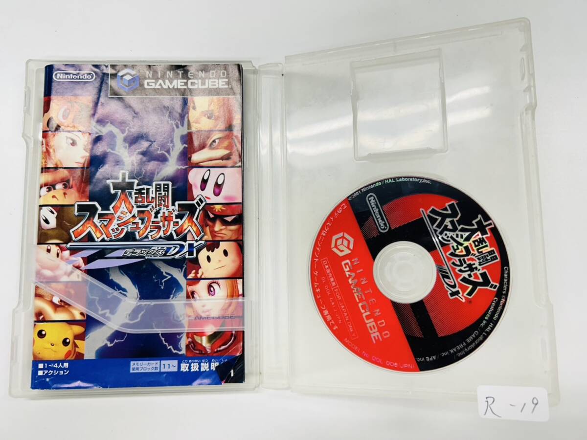 Nintendo Game Cube большой ..s mash Brothers Deluxe рабочее состояние подтверждено R-19