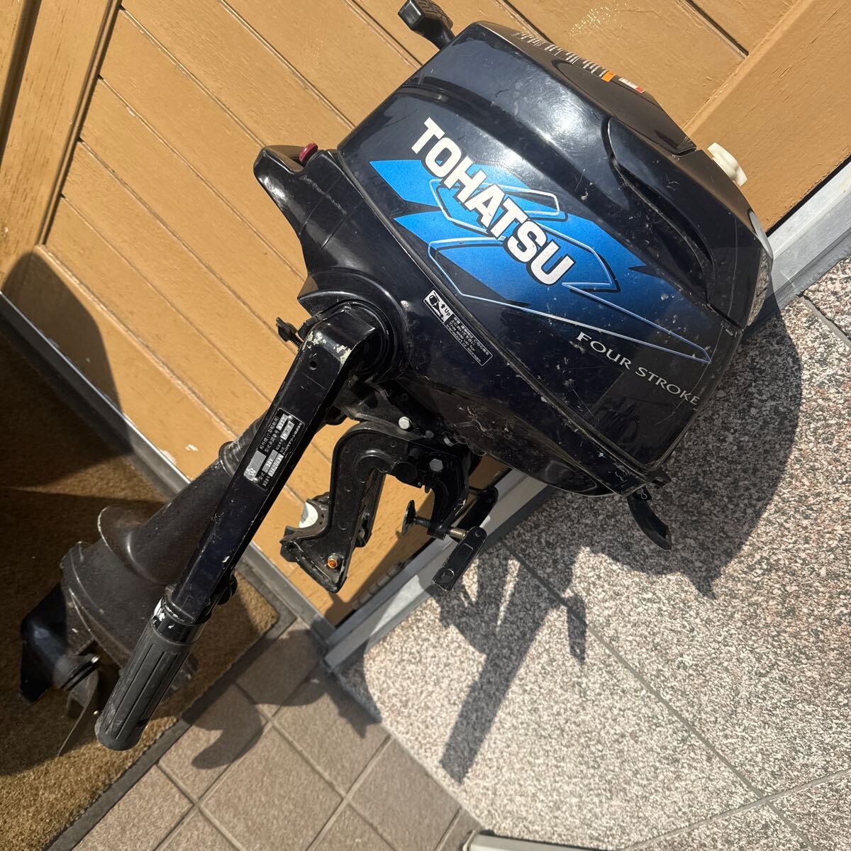 10500円 引取り歓迎☆船外機 トーハツ 2馬力 4サイクル 3BV 中古 10500円 引取り歓迎☆船外機 トーハツ 2馬力 4サイクル 3BV 中古
