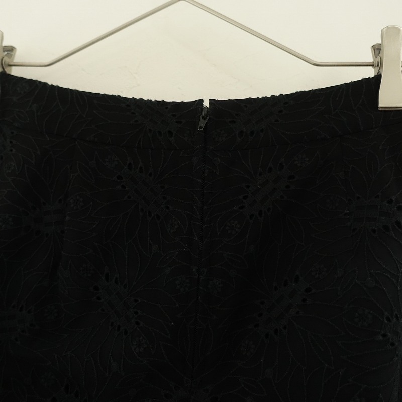 シビラ Sybilla *カットワーク刺繍ハーフパンツ*M黒ブラック総柄(33-2406-764)【81G42】_画像4