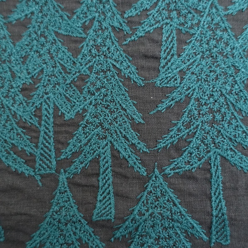 ミナペルホネン mina perhonen *land theater 刺繍生地 68×68cm*ブラック黒グリーン緑布ファブリック(fa88-2501-64)【11B52】