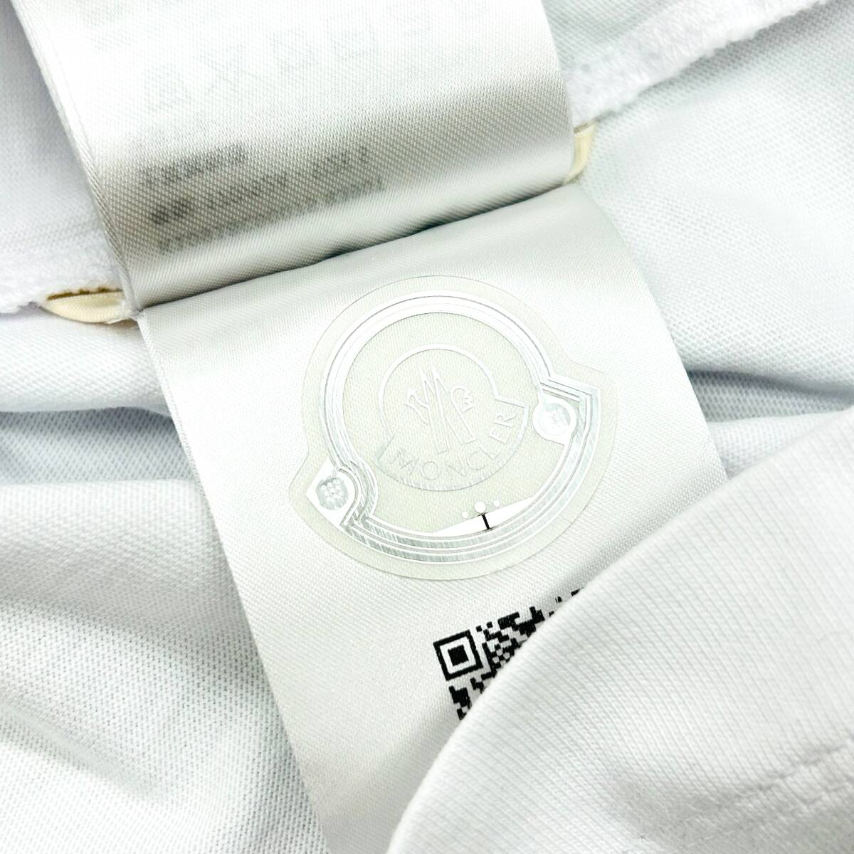 MONCLER フェルト レタリング フロックロゴ パッチ Tシャツ 新品 Sサイズ MONCLER フェルト レタリング フロックロゴ パッチ