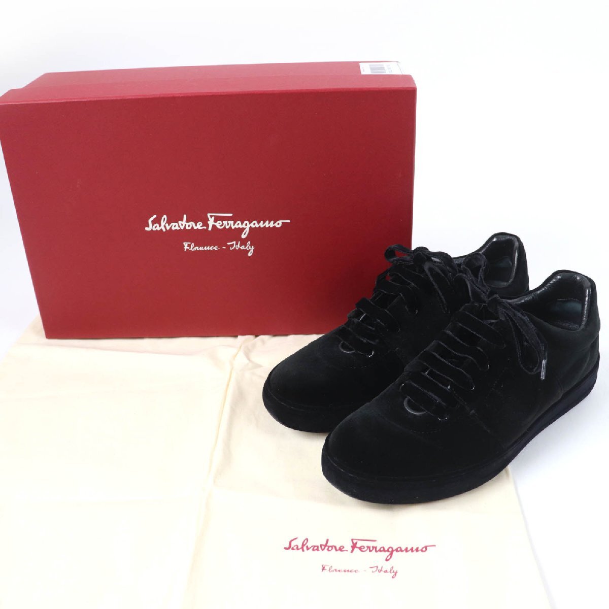 【ドンドン見(jiàn)直し】美品☆Salvatore Ferragamo サルヴァトーレフェラガモ FASANO ガンチーニロゴ ベロア スニーカー 黒 6.5 レディース