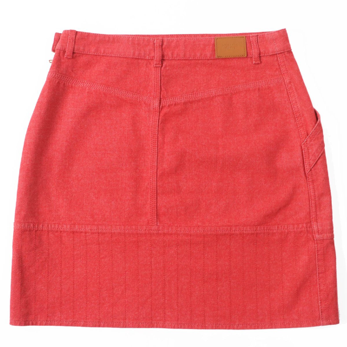 未使用品◎HERMES エルメス 22SS 2E0350DQ クルードセル シルバー金具 レザーロゴパッチ セリエボタン付き 臺(tái)形スカート レッド 38 正規(guī)品