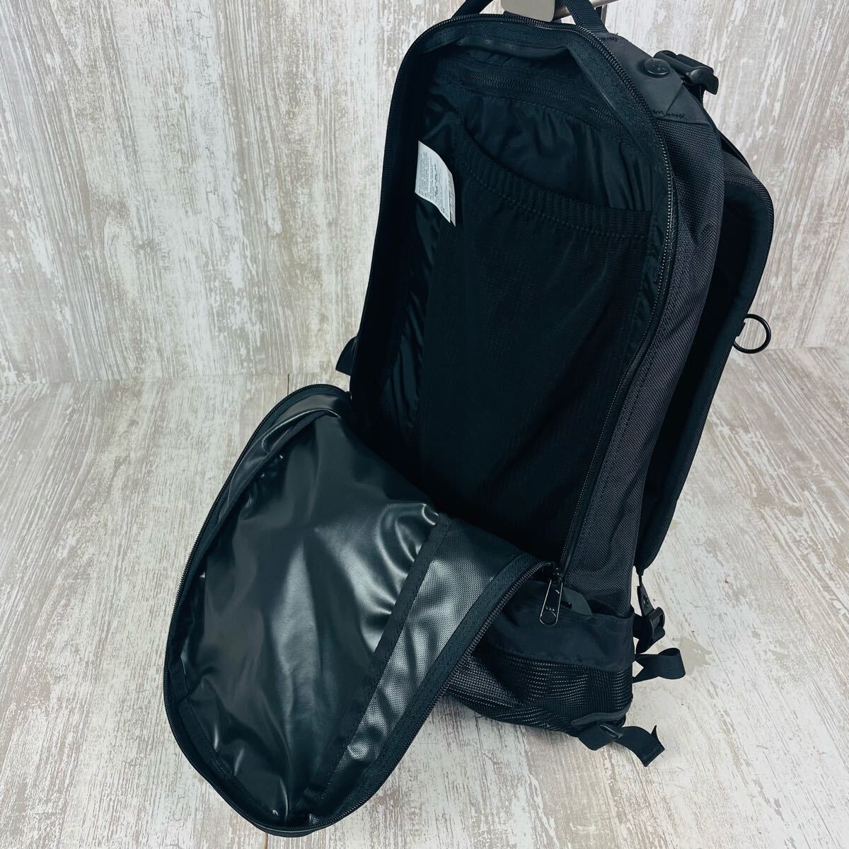別注品】ARC'TERYX アークテリクス ARRO22 オッシュマンズコラボ 別注品】ARC'TERYX アークテリクス ARRO22 オッシュマンズコラボ