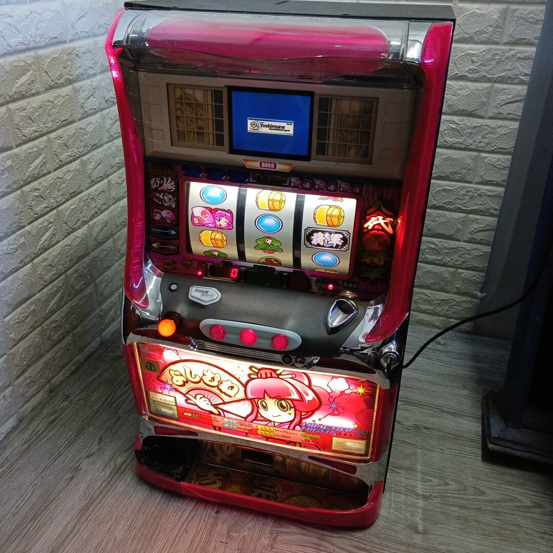 大都技研 Daito パチスロ実機 スロット 吉宗S ヨシムネS 鍵付き 大都技研 Daito パチスロ実機 スロット 吉宗S ヨシムネS 鍵付き