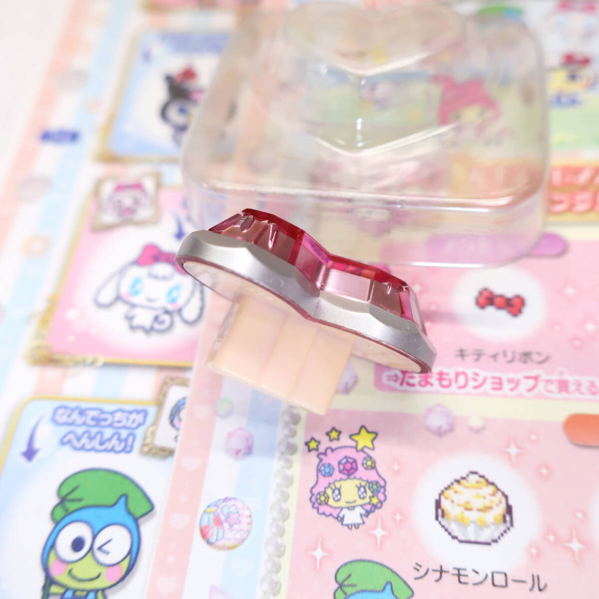 欠け 日焼けあり たまごっちピース たまデコピアス サンリオ 欠け 日焼けあり たまごっちピース たまデコピアス サンリオ