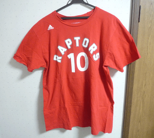 アディダス　adidas　NBA Toronto Raptors　DEROZAN 10　コットン　レッド　ホワイト　半袖　Tシャツ　メンズ　古著