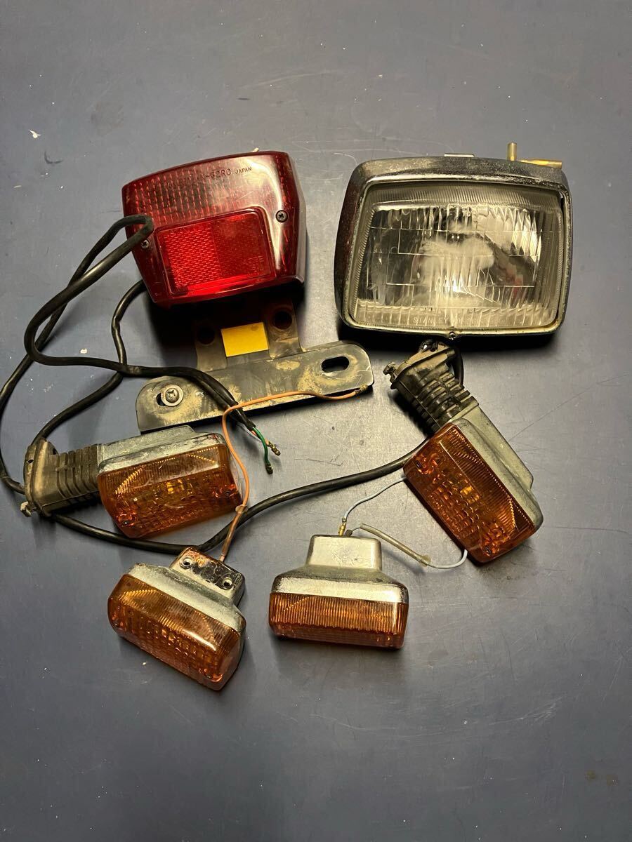 DIETZ デイツ 76 ランタン 錫メッキ 廃盤品 カラーグローブ付き DIETZ デイツ 76 ランタン 錫メッキ 廃盤品 カラーグローブ付き