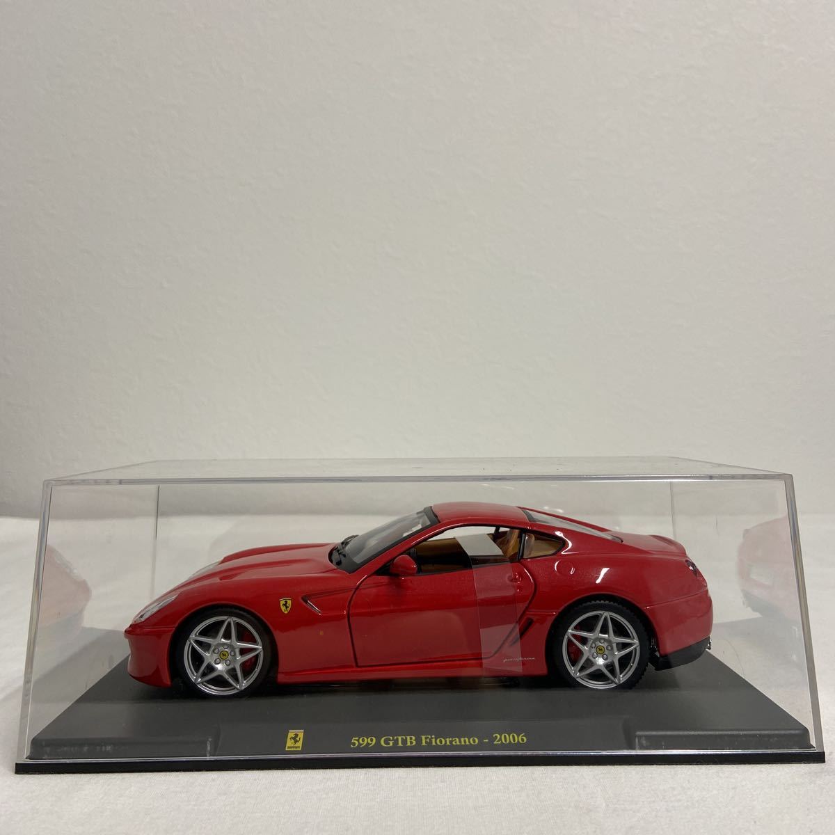  der Goss чай nire* grande .* Ferrari коллекция 1/24 FERRARI 599GTB Fiorano 2006 год Red конечный продукт Bburago миникар модель машина 