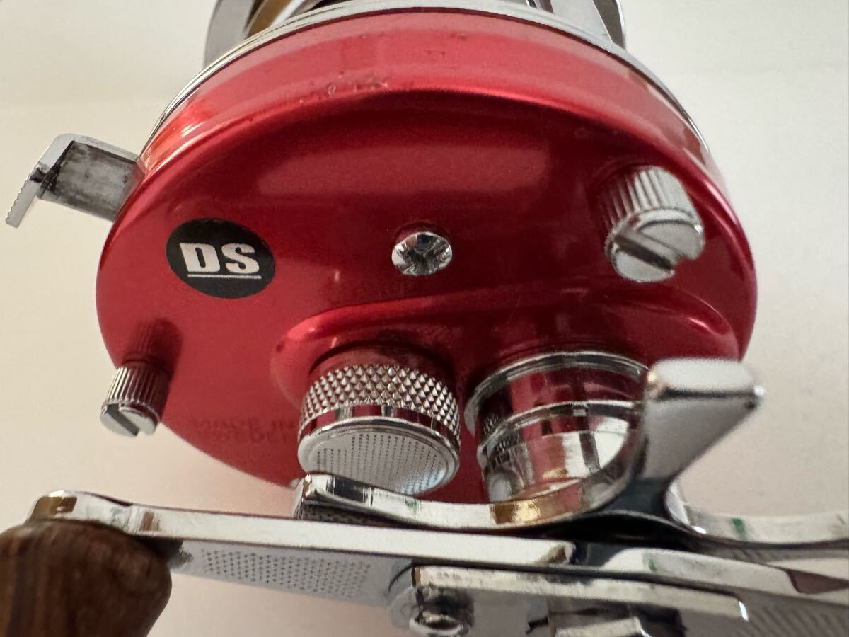 ABU Ambassadeur 5500CS ROCKET APPLE RED ディスプラウト ABU Ambassadeur 5500CS ROCKET APPLE RED ディスプラウト