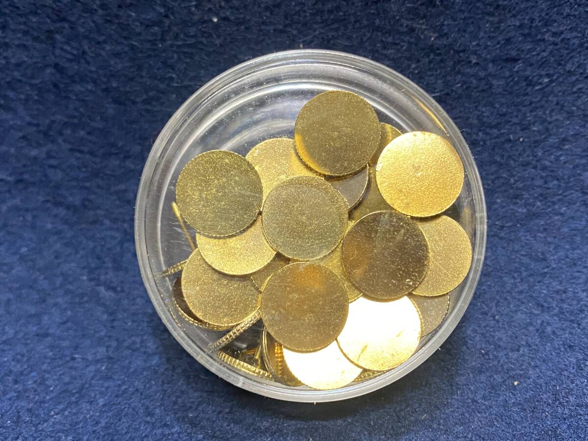 初代 昔の 旧型 VELOS ベロス 特許製法 二重画鋲 金色系 真鍮色 鉄製 ニッケル 針足ですから軽く押せて抜きやすい 昔ながらの 珍品 レトロ_画像5