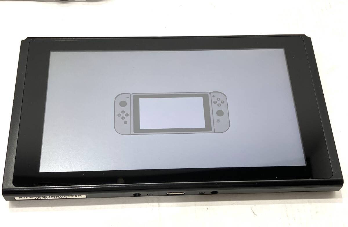 070) A 〈中古品〉Nintendo Switch スイッチ 初期型 HAC-001 070) A 〈中古品〉Nintendo Switch スイッチ 初期型 HAC-001