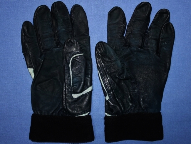 12920円 オリックス51 イチロー 1999実使用バッティンググラブ 12920円 オリックス51 イチロー 1999実使用バッティンググラブ
