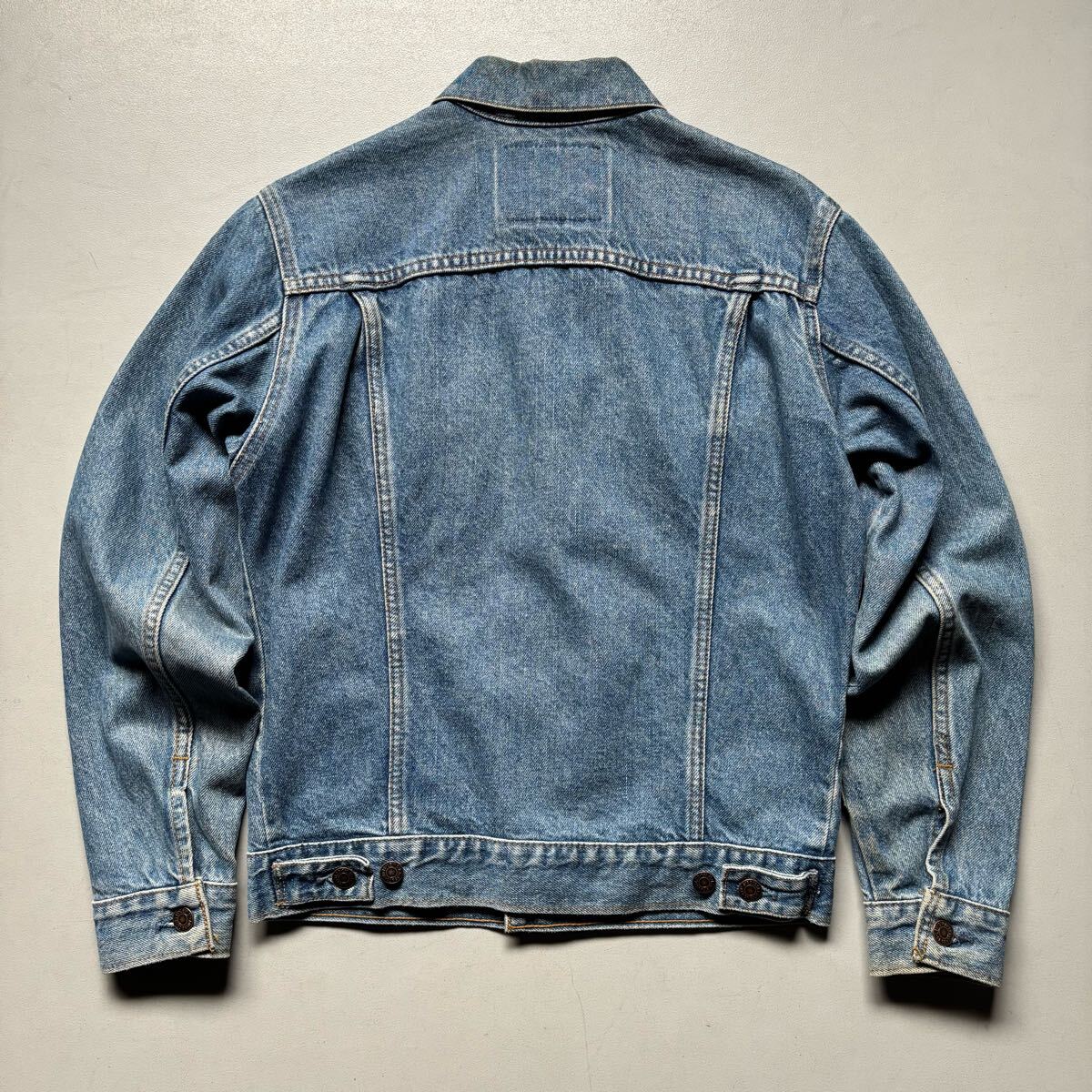 90s Levi's 75406-0412 denim jacket “size L” “made in Canada 90s Levi's 75406-0412 denim jacket “size L” “made in Canada