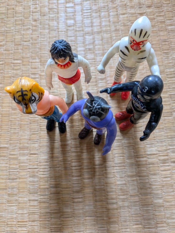 中嶋製作所タイガーマスクシリーズミニソフビ 当時物5体セット 中嶋製作所タイガーマスクシリーズミニソフビ 当時物5体セット