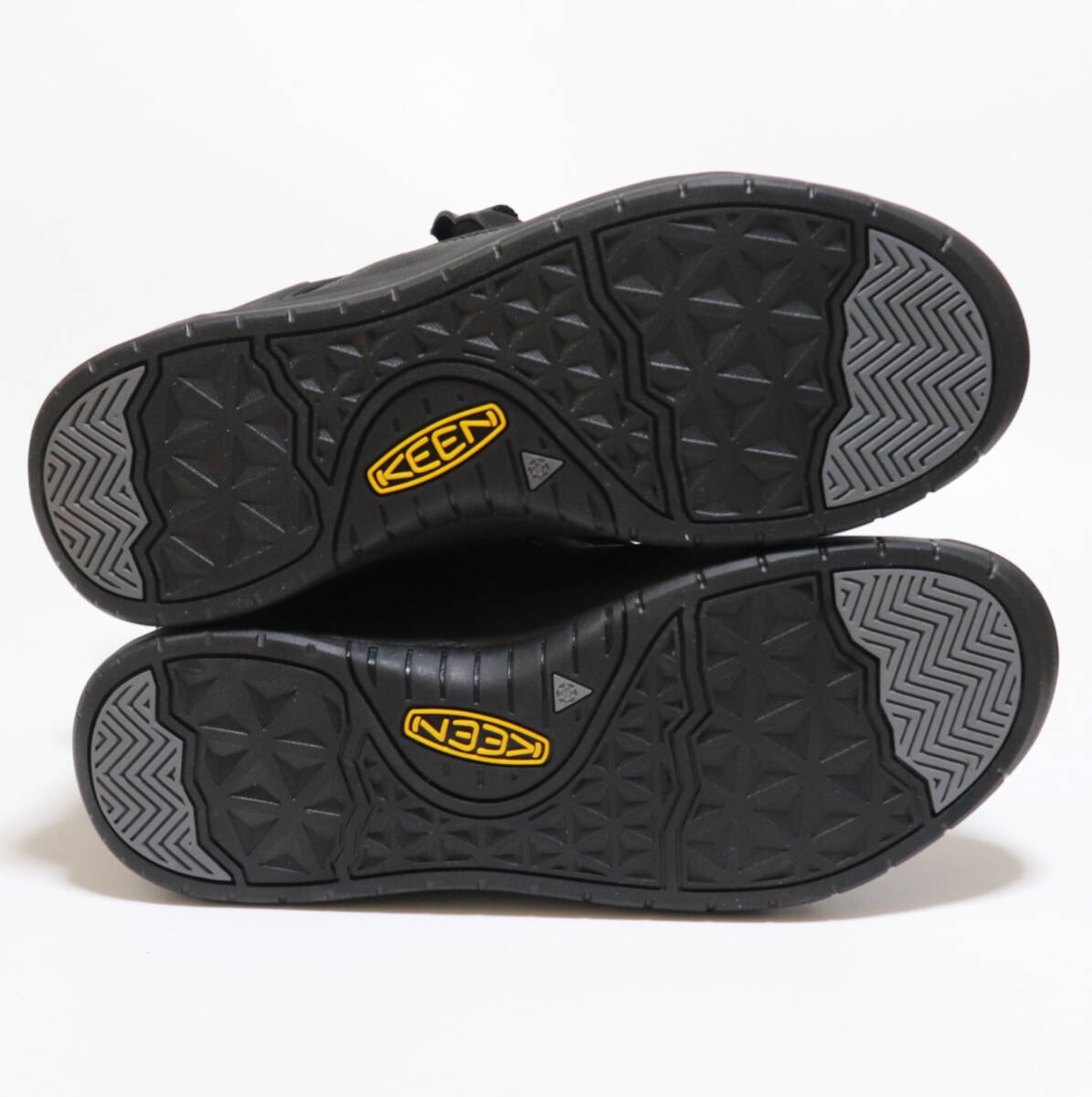 新品箱付き【KEEN キーン】HOODROMEO WP ウィンターブーツ 黒 US 8(26cm) v6419_画像8