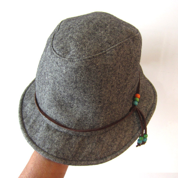 美品　Artwork Blue／アートワークブルー★　ビーズ付きクロッシェハット　グレー_画像2