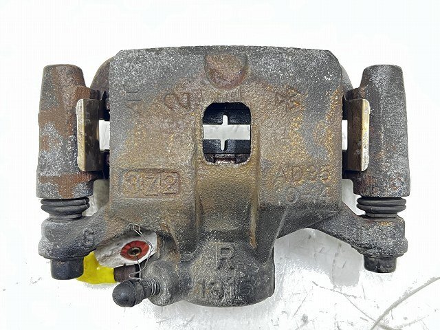 * Мицубиси RVR 93 год N23WG правый задний диск суппорт ( наличие No:33521) (3111)