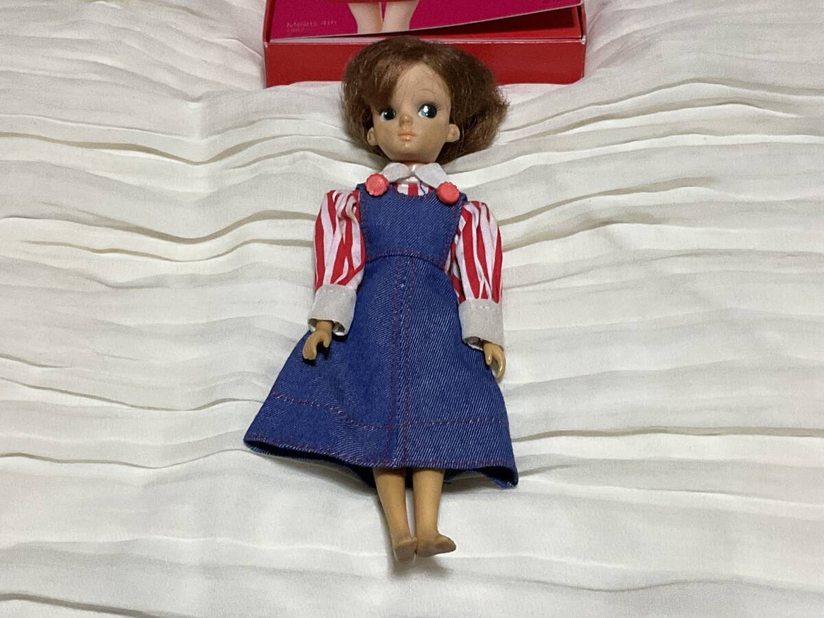 旧タカラ ヘソ付き 初代リカちゃん 1960年製 貴重 検索 タカラ 旧タカラ ヘソ付き 初代リカちゃん 1960年製 貴重 検索 タカラ
