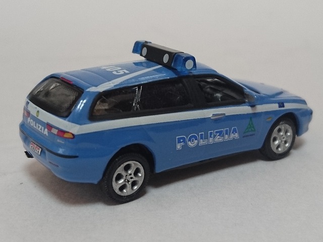  Alpha Romeo 156 POLIZIA ( патрульная машина )[ без коробки * б/у ]1/72 Hongwell 