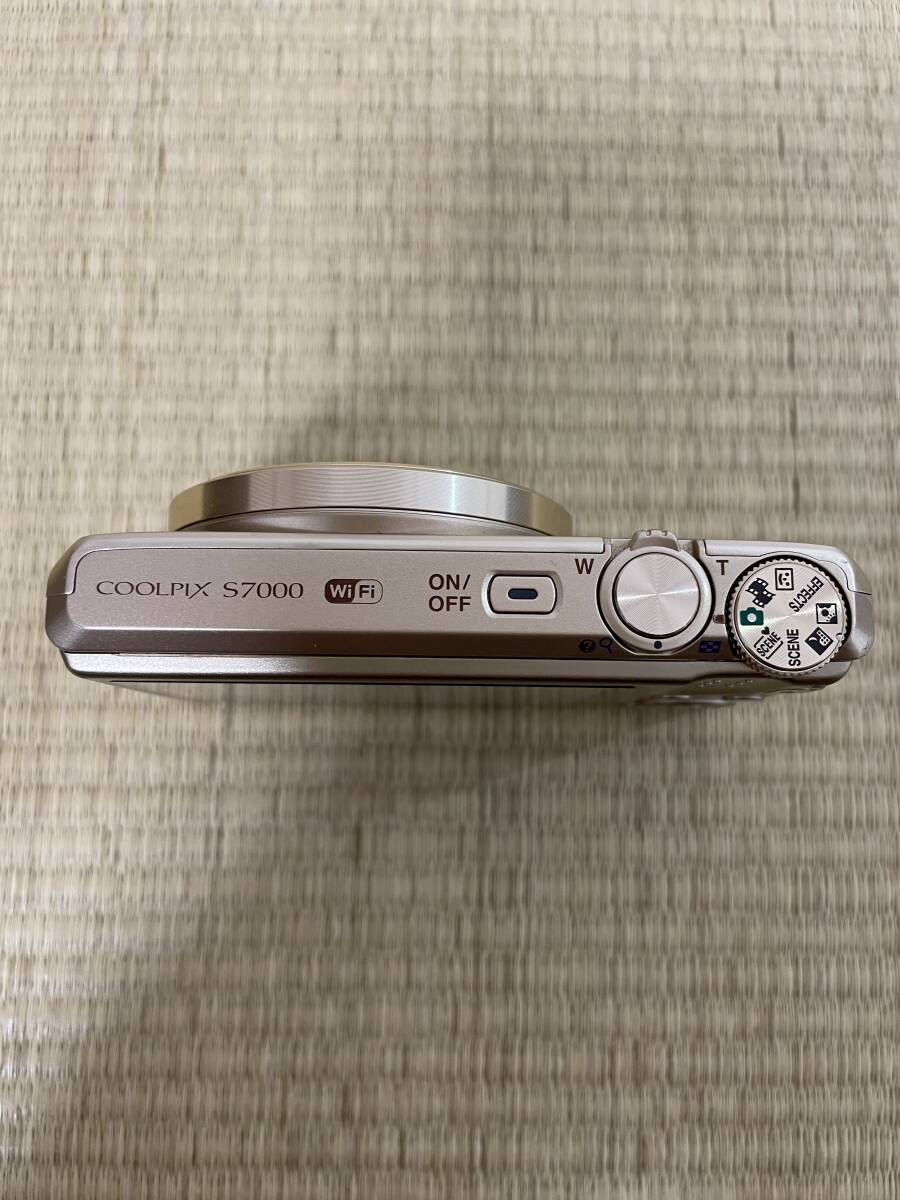 Nikon COOLPIX S7000 使えるか不明 1 Nikon COOLPIX S7000 使えるか不明 1