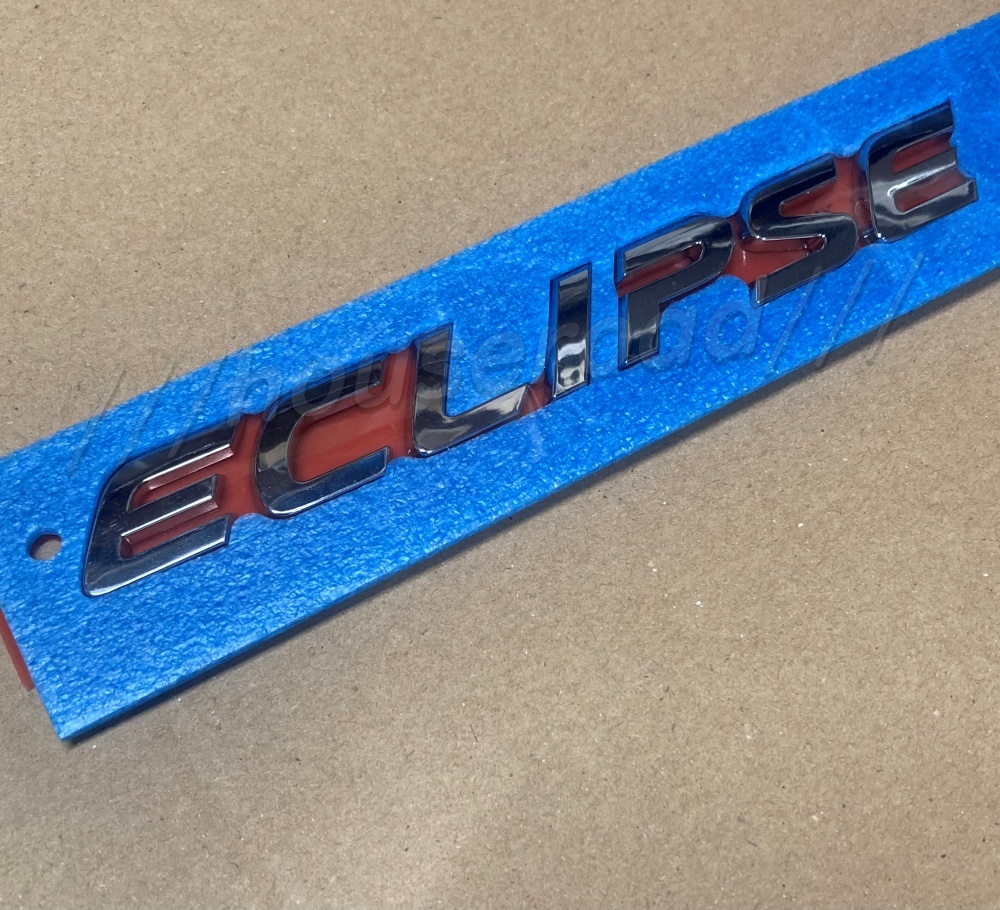 三菱純正 未使用 エクリプスクロス エンブレム ECLIPSE CROSS MARK MITSUBISHI MOTORS GENUINE PARTS ECLIPSE CROSS EMBLEM