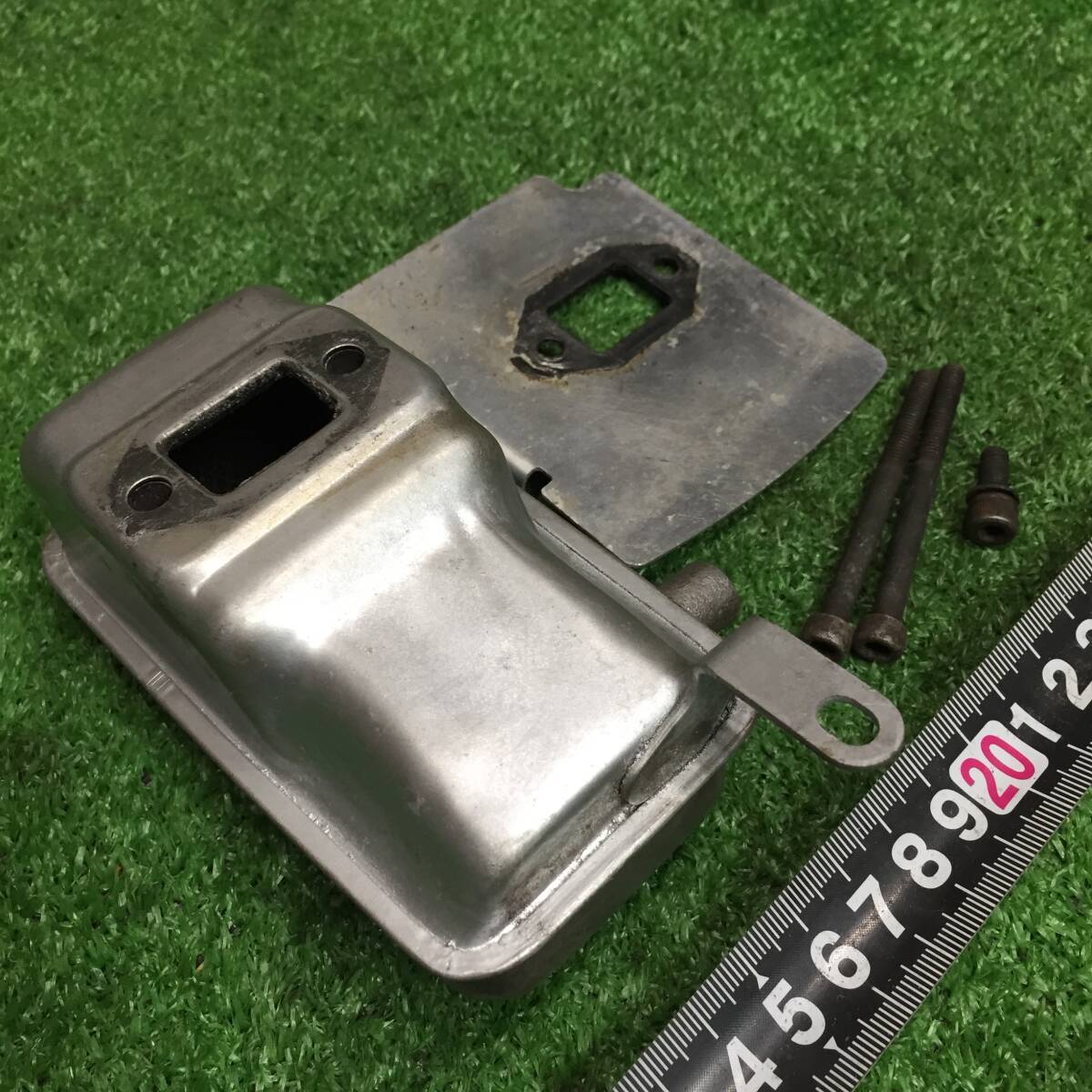 ゼノア　マフラー　G3L　34ｍｍ　前方排気　遮熱板　G34L　ビーバー　背負式刈払機　B365Z　B367Z　L367Z　ZENOAH