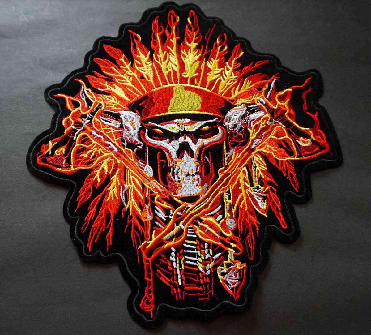  《特大US赤黄羽飾双斧髑髏酋長》特大◎新品 『斧　羽飾り　酋長 Skull 』刺繍ワッペン◆激シブ◇アメリカ 大型二輪車 オートバイ バイク