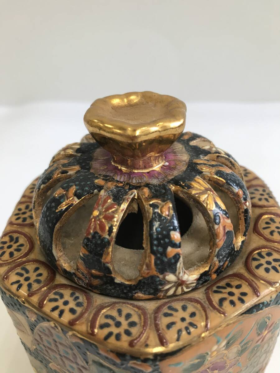薩摩焼？九谷焼？金彩 金蘭手 香炉 6角 裏印170(仏具一般)｜売買