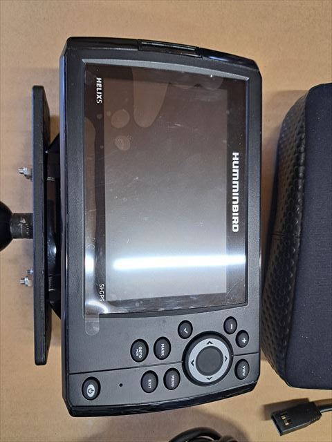 モニター5型～ HUMMINBIRD HELIX5