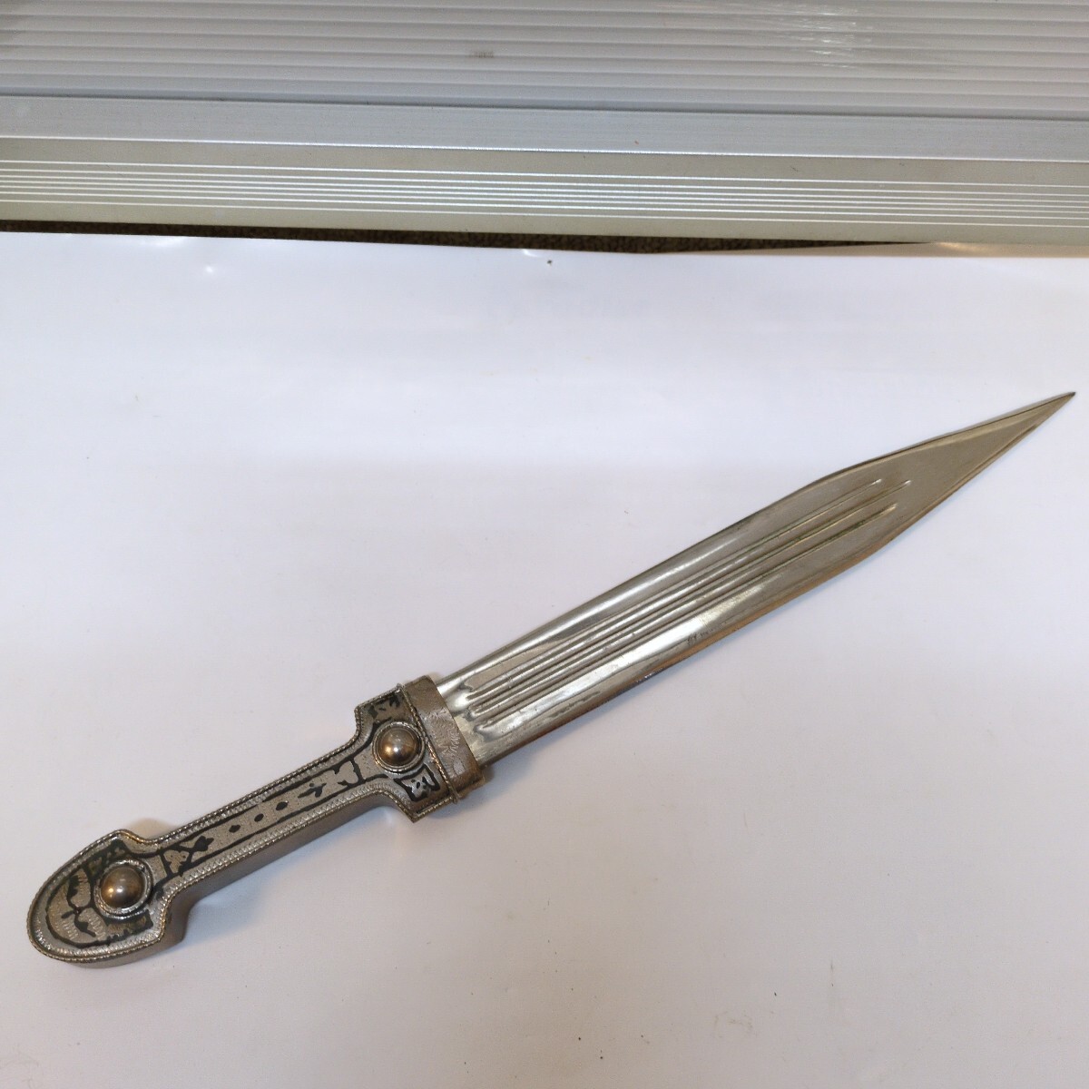 キンジャール ロシア 短剣 コサック 模造刀 全長43.2㎝ 小型 キンジャール ロシア 短剣 コサック 模造刀 全長43.2㎝ 小型