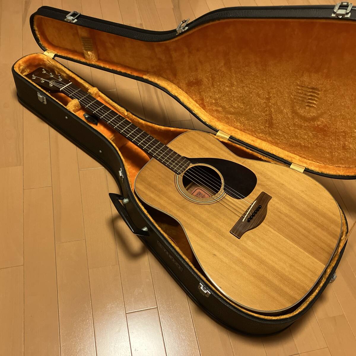 yamaha FG-220 красный a bell. редкость тип Yamaha 