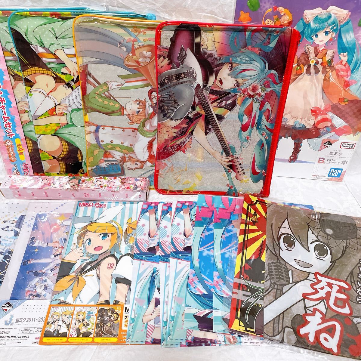 m12)VOCALOID 初音ミク グッズ まとめ売り ぬいぐるみ ファイル m12)VOCALOID 初音ミク グッズ まとめ売り ぬいぐるみ ファイル