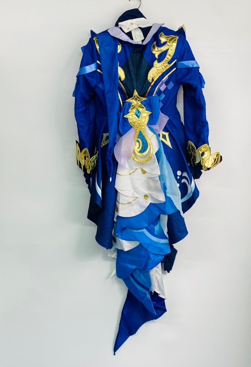 ジャンク コスプレ衣装 原神 白フリーナ 女性Mサイズ ウィッグ ジャンク コスプレ衣装 原神 白フリーナ 女性Mサイズ ウィッグ