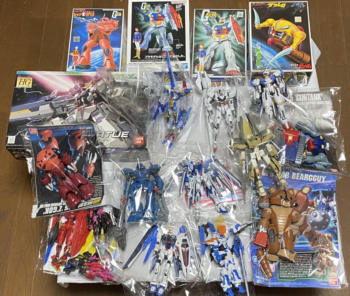 Yahoo!オークション - ガンプラ 1/144完成品ジャンクまとめ (HG