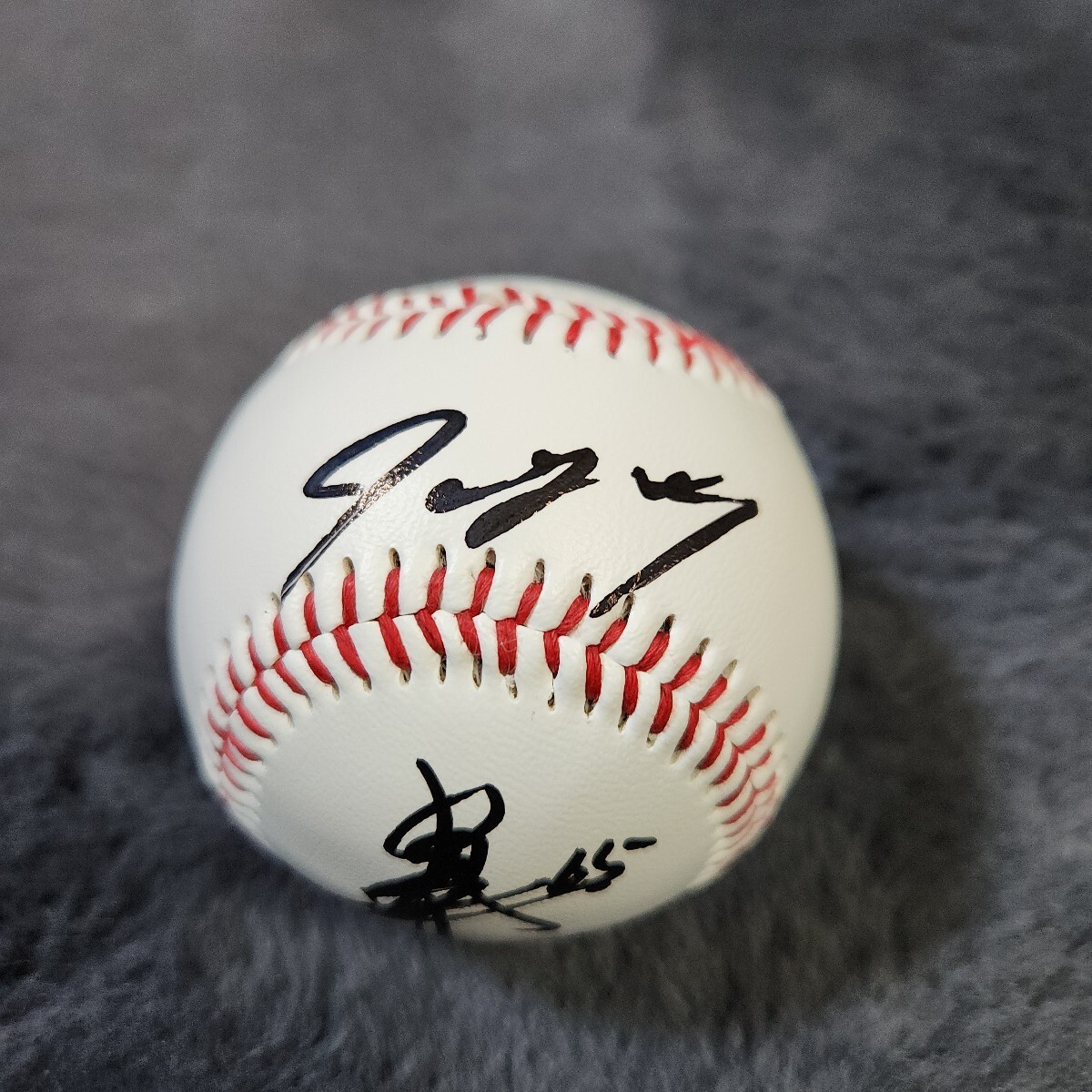 Yahoo!オークション - 阪神タイガース 湯浅京己投手直筆サインボール