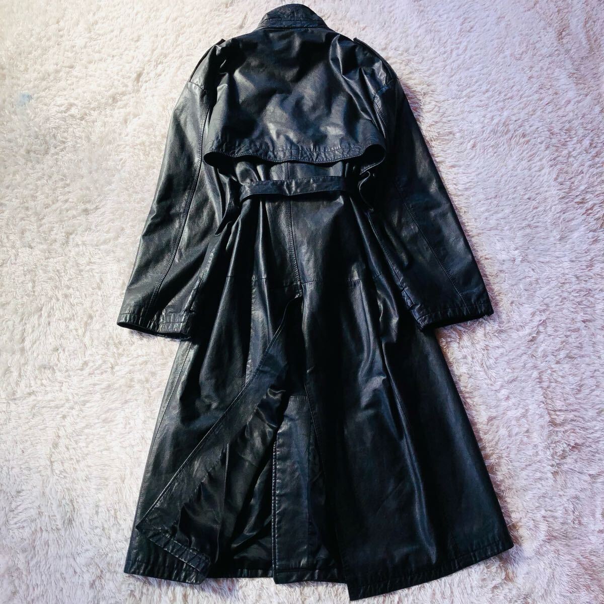 漢の戦闘服』美品 レザートレンチコート 本革【極上の艶感 漢の戦闘服』美品 レザートレンチコート 本革【極上の艶感