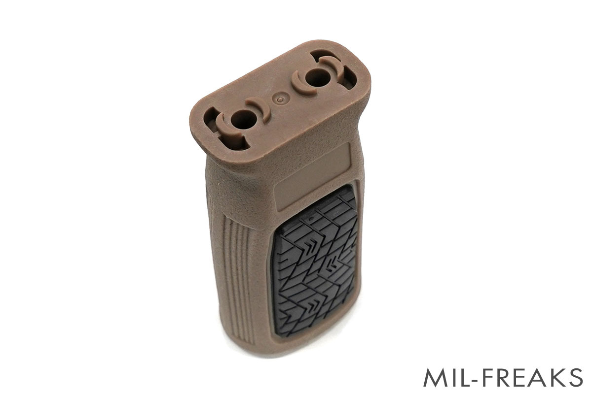 FMA DanielDefenseタイプ ENHANCED バーティカルグリップ ガラス繊維ポリマー制 M-LOK ダークアース