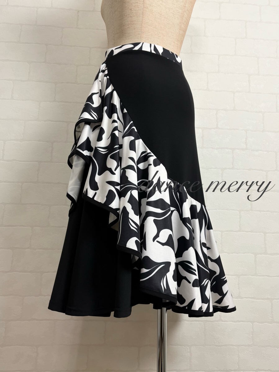 ③24C29即決☆美品☆Sサイズ☆日本製☆優しい紫/スワロフスキー ③24C29即決☆美品☆Sサイズ☆日本製☆優しい紫/スワロフスキー