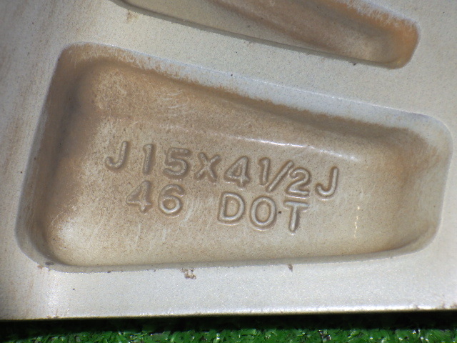 ニッサン デイズ純正 AUTECH 15インチ 4.5J ＋46 4H PCD100 ハブ徑約56mm ホイール2本 【管理番號(hào) 2573 RO200】中古【小物】25