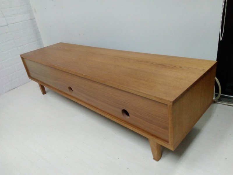 unico ウニコ KURT クルト テレビボード ローボード AVボード 幅1490㎜ 木制 ガラス