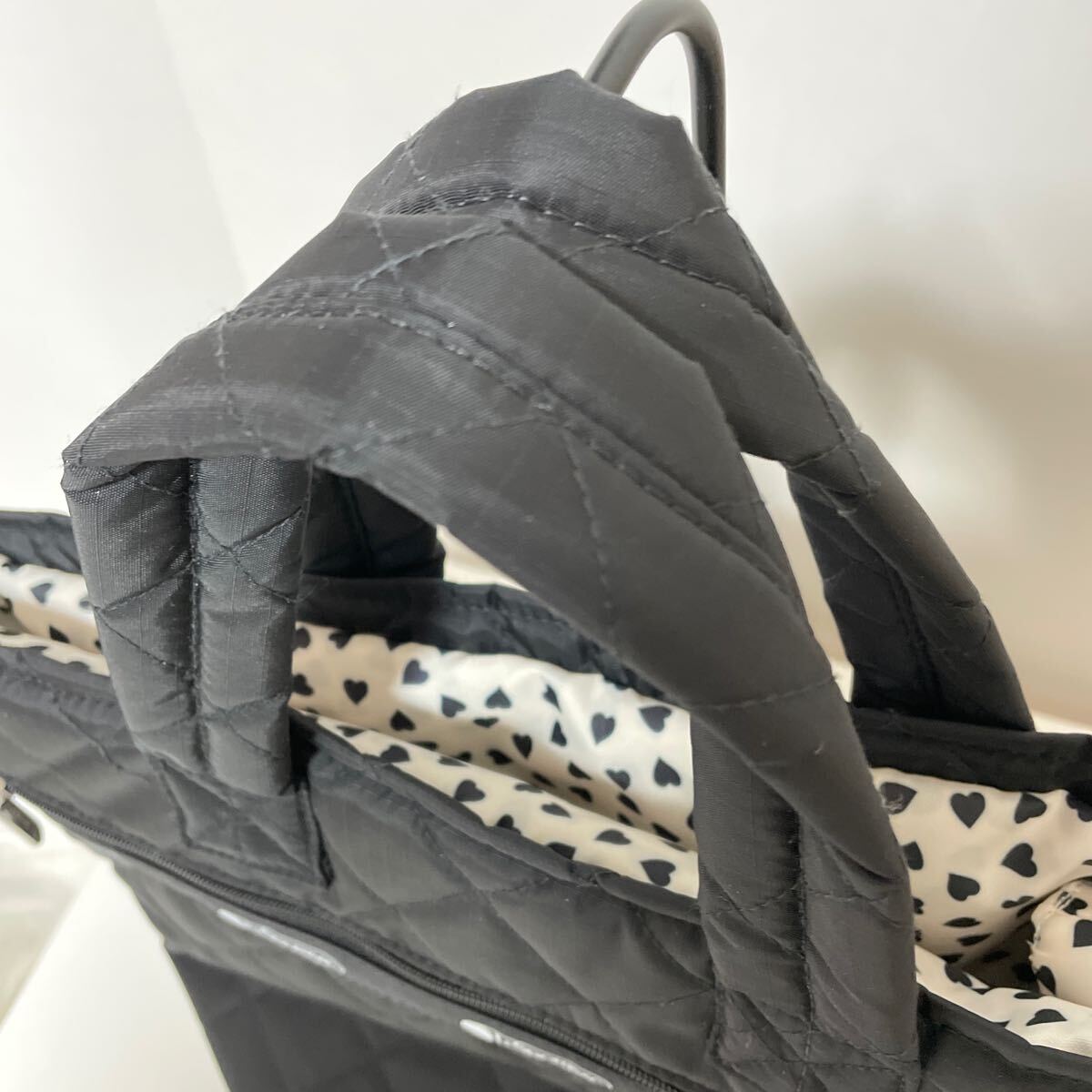 LeSportsac MEDIUM MULTI TOTE レスポートサック ビターブラック LeSportsac MEDIUM MULTI TOTE レスポートサック ビターブラック