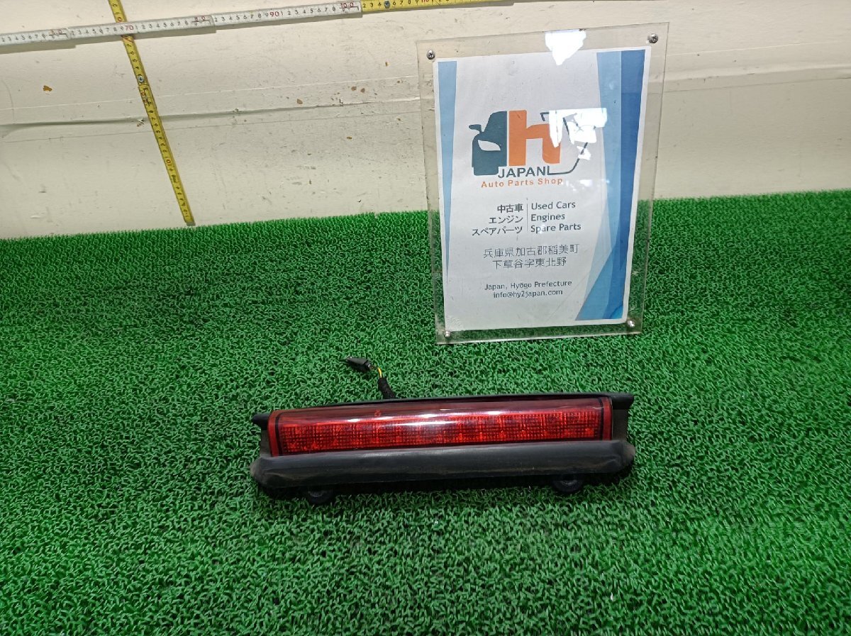 GMC ハイマウントストップランプ ユーコンデナリ GMT800, 2002 #hyj NSP225400
