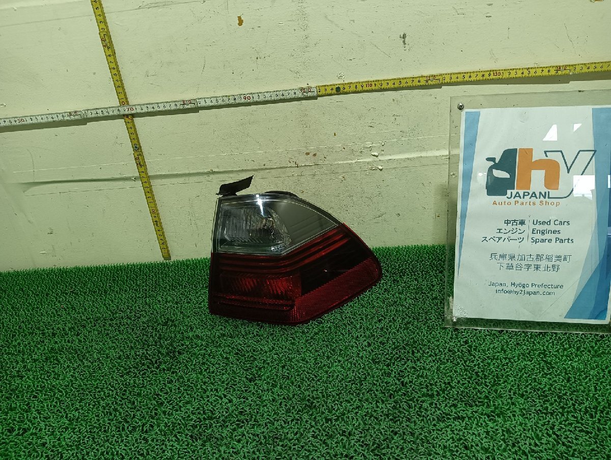BMW 右 テールライト 320iツーリング ABA-VR20, 2007 #hyj NSP223260