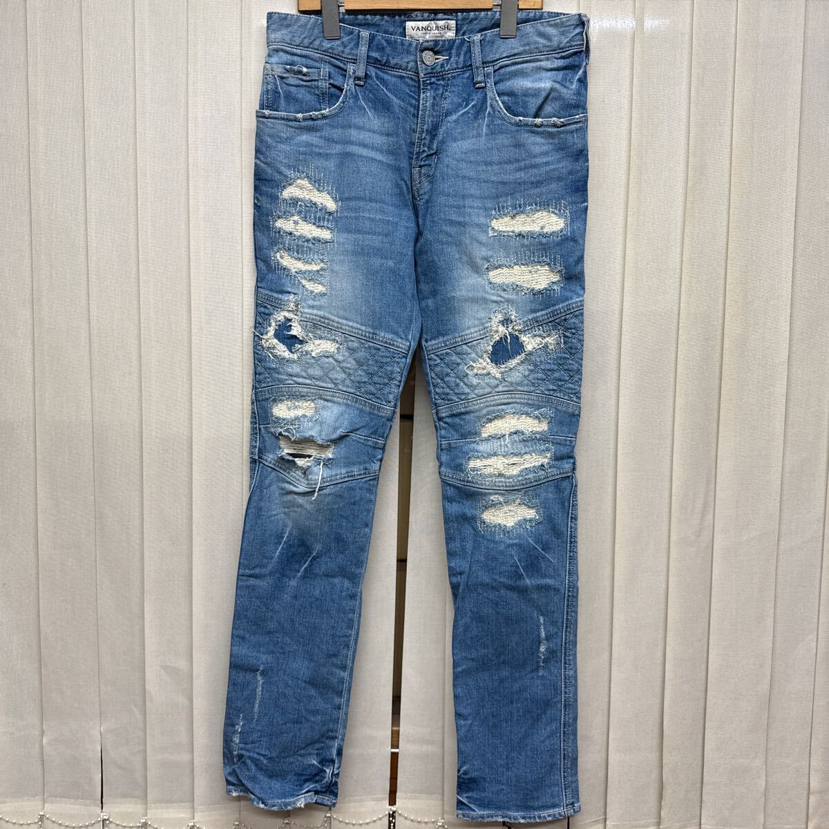 VANQUISH ヴァンキッシュ ダメージデニム ジーンズ 30インチ　バイカーデニム パンツ ボトム ストレッチ メンズ スリム スキニー skinny_画像1